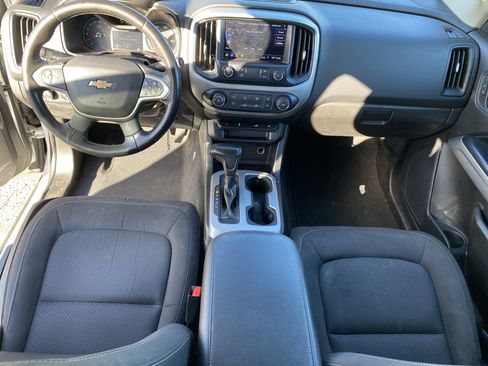 Used 2020 Chevrolet Colorado LT image 17