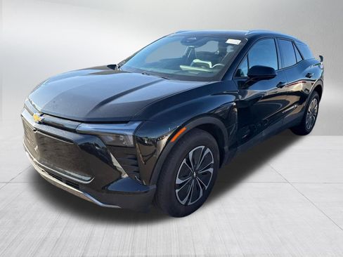 Used 2024 Chevrolet Blazer EV LT AWD/4WD image 3
