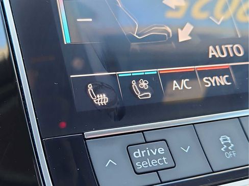 Certified 2025 Audi Q7 2.0T Premium Plus w/ Premium Plus Package AWD/4WD image 28