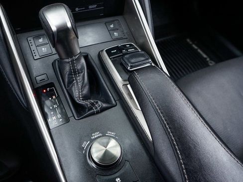 Used 2018 Lexus IS 300 AWD w/ Comfort Package image 33