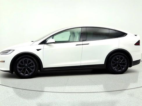 Used 2022 Tesla Model X AWD/4WD image 8