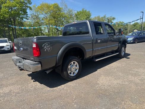 Used 2015 Ford F250 XLT w/ XLT Premium Package AWD/4WD image 14
