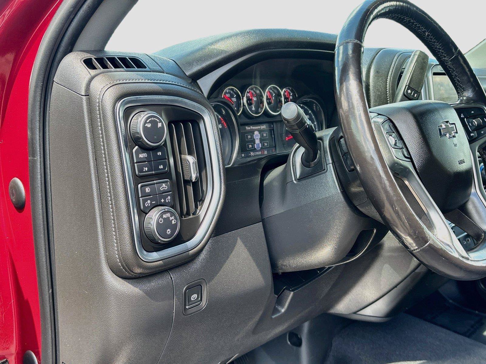 Used 2019 Chevrolet Silverado 1500 RST AWD/4WD image 10