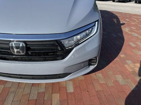 Certified 2024 Honda Odyssey Touring image 24