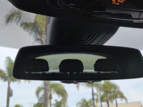 Used 2023 BMW i4 eDrive40 w/ Premium Package image 27