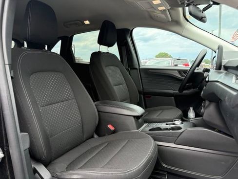 Used 2025 Ford Escape Active AWD/4WD image 9
