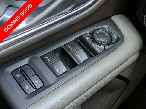Used 2023 GMC Yukon SLT w/ SLT Premium Package RWD image 20