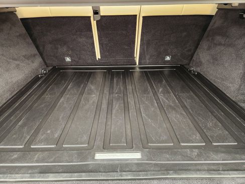 Used 2021 Land Rover Range Rover Sport HSE Dynamic image 32