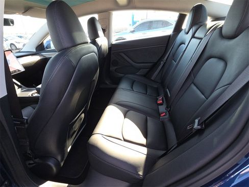 Used 2023 Tesla Model 3 Standard Range image 26