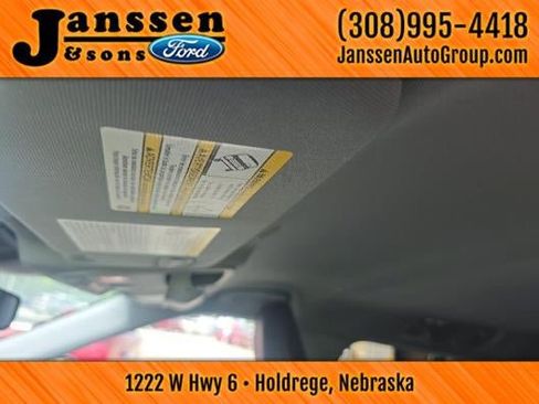 Used 2023 Ford Explorer XLT w/ Equipment Group 202A AWD/4WD image 4