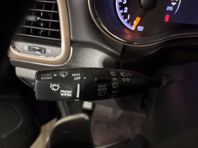 Used 2016 Jeep Grand Cherokee Laredo w/ Quick Order Package 23E AWD/4WD image 29