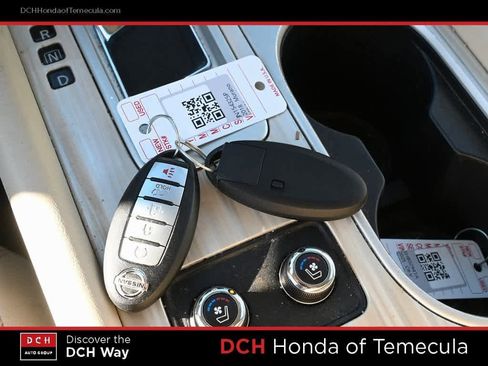 Used 2018 Nissan Murano Platinum image 14