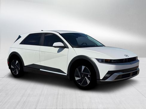 New 2026 Hyundai Ioniq 5 SEL AWD/4WD image 10