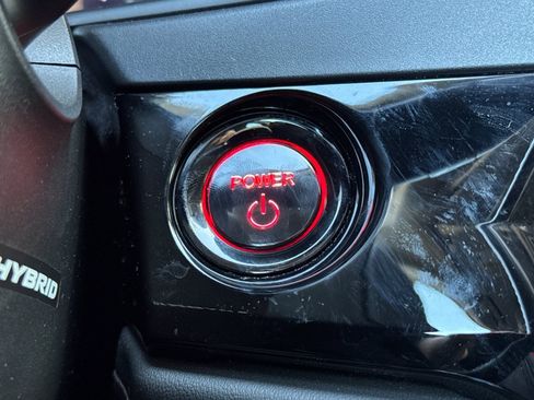 Used 2024 Honda Accord Touring image 17