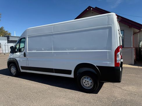 Used 2023 RAM ProMaster 2500 image 6