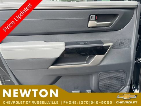 Used 2024 Toyota Tundra Limited w/ Power Package AWD/4WD image 37