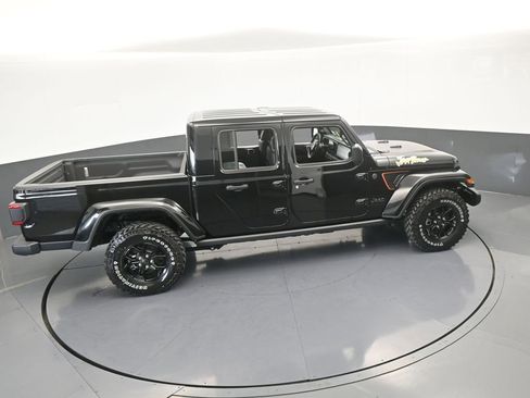 Used 2024 Jeep Gladiator Mojave AWD/4WD image 48