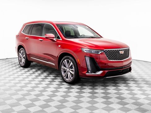 Certified 2025 Cadillac XT6 Premium Luxury w/ Platinum Package AWD/4WD image 7