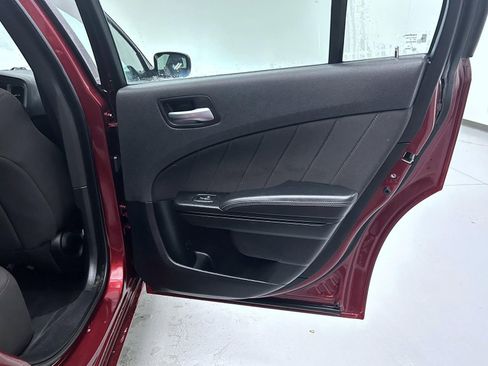 Used 2023 Dodge Charger SXT w/ Blacktop Package image 17
