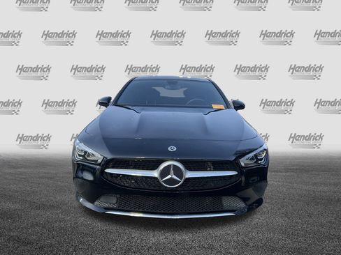 Used 2022 Mercedes-Benz CLA 250 4MATIC image 3