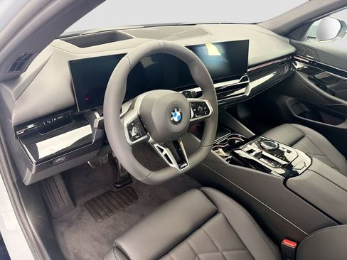 New 2026 BMW 530i w/ M Sport Package image 9
