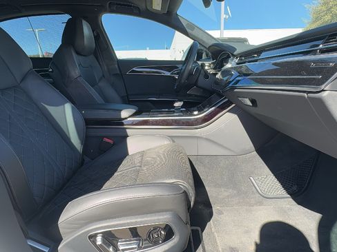 Used 2022 Audi S8 image 28