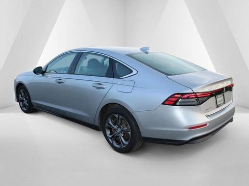Used 2023 Honda Accord EX image 5