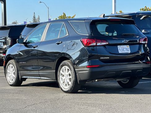 Used 2024 Chevrolet Equinox LS image 7