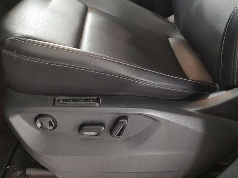 Used 2018 Volkswagen Atlas SEL image 3