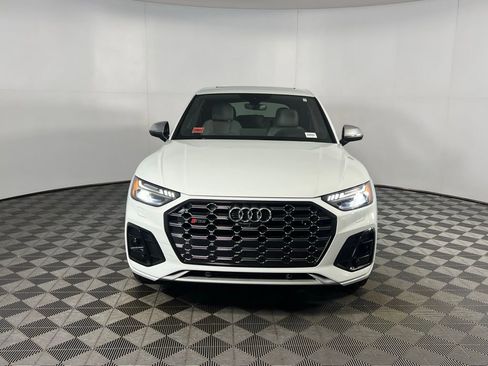 Used 2023 Audi SQ5 Prestige w/ Prestige Package image 12