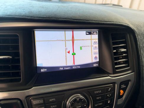 Used 2018 Nissan Pathfinder SL w/ Midnight Edition Package FWD image 25