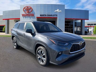 Used 2024 Toyota Highlander XLE