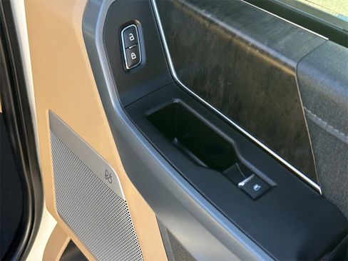 Used 2022 Ford F150 Lariat image 20