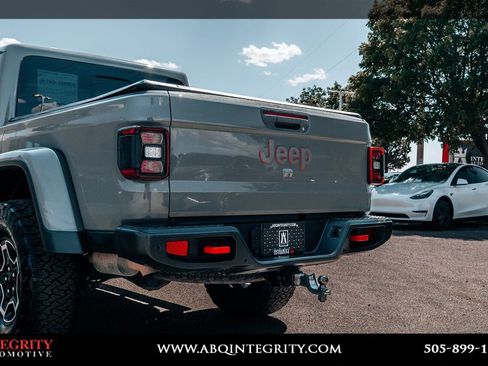 Used 2020 Jeep Gladiator Mojave AWD/4WD image 15