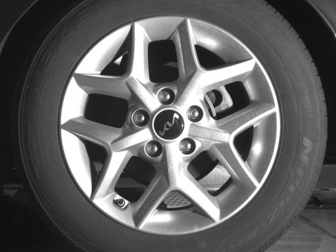 Used 2025 Kia Soul LX w/ LX Technology Package image 14