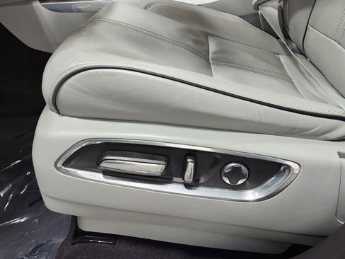 Used 2020 Acura MDX SH-AWD w/ Advance Package image 28