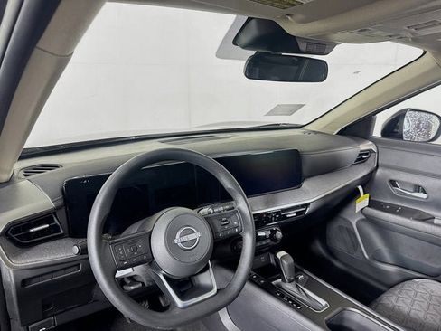 New 2026 Nissan Kicks SV image 9