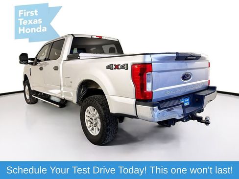 Used 2017 Ford F250 XLT image 5