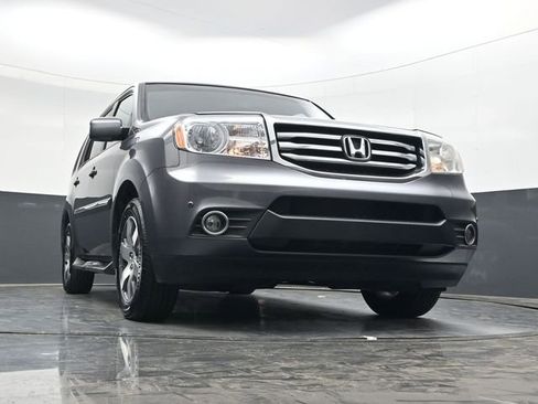 Used 2013 Honda Pilot Touring image 29