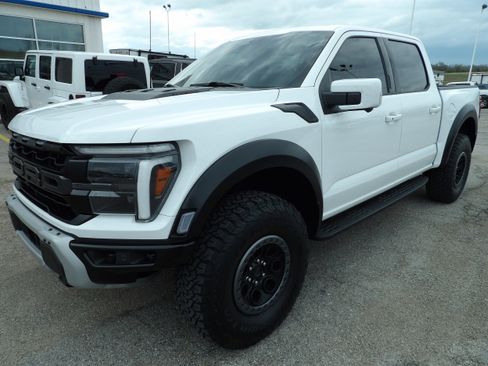 Used 2024 Ford F150 Raptor image 2