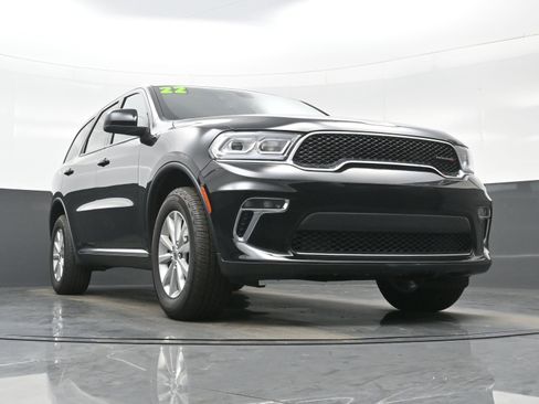 Used 2022 Dodge Durango SXT image 34