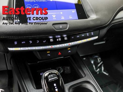Used 2023 Cadillac XT4 Premium Luxury FWD image 20