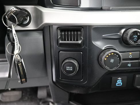 New 2026 Ford F350 XL w/ XL Chrome Package RWD image 14