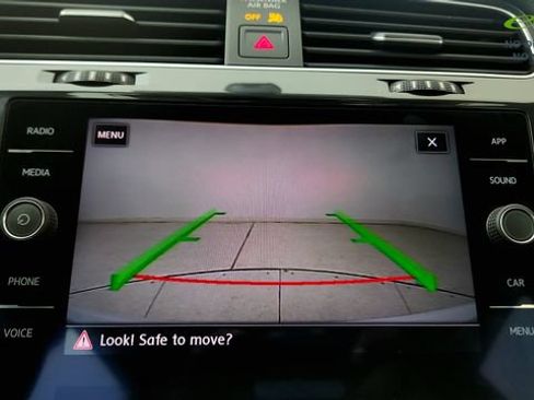 Used 2019 Volkswagen e-Golf SE w/ Driver Assistance Package FWD image 64