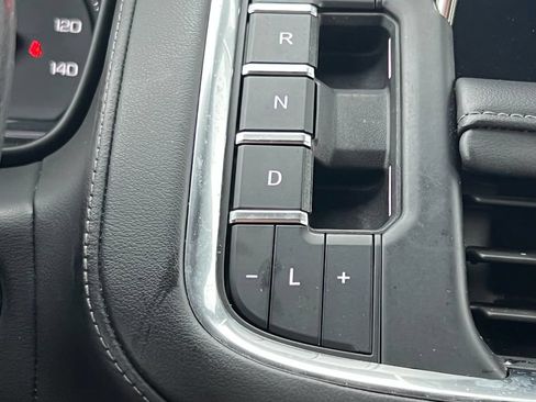 Used 2021 Chevrolet Tahoe Z71 AWD/4WD image 30