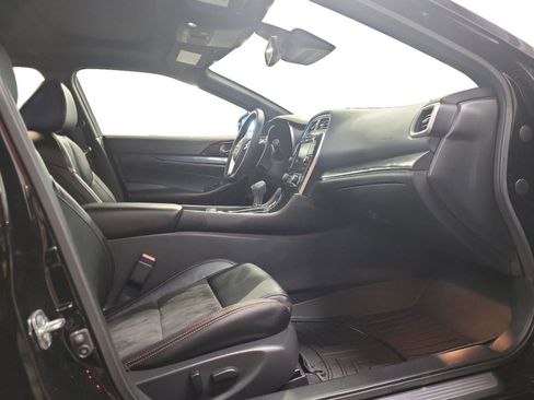 Used 2023 Nissan Maxima SR image 25