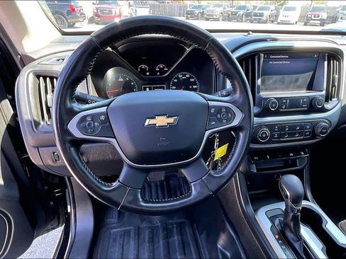 Used 2022 Chevrolet Colorado LT w/ Fleet Safety Package image 7