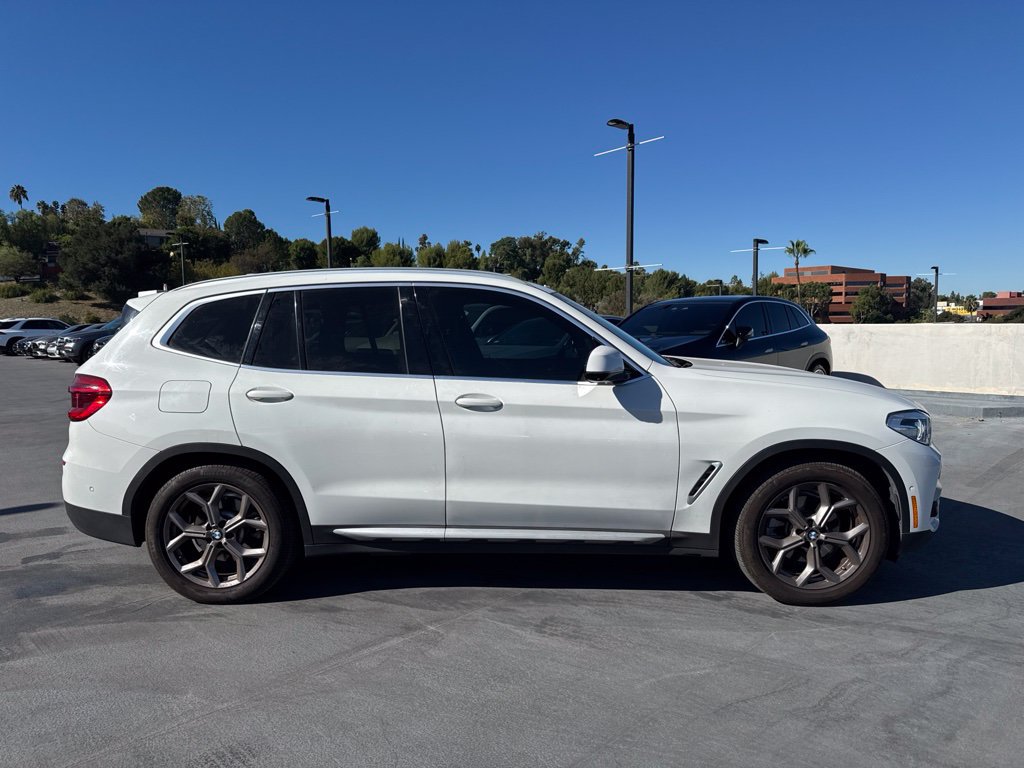 Used 2021 BMW X3 xDrive30e w/ Convenience Package AWD/4WD image 4