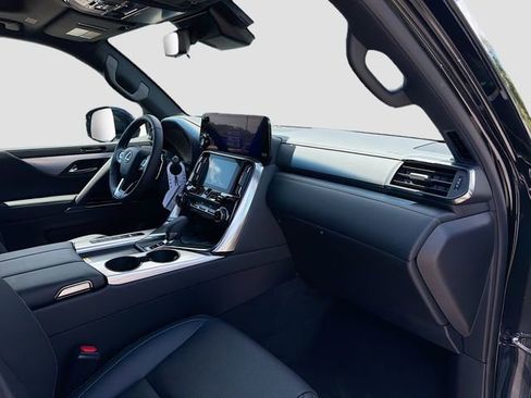 New 2026 Lexus LX 700h F Sport AWD/4WD image 15