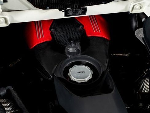 Used 2019 Ferrari 488 Spider image 10